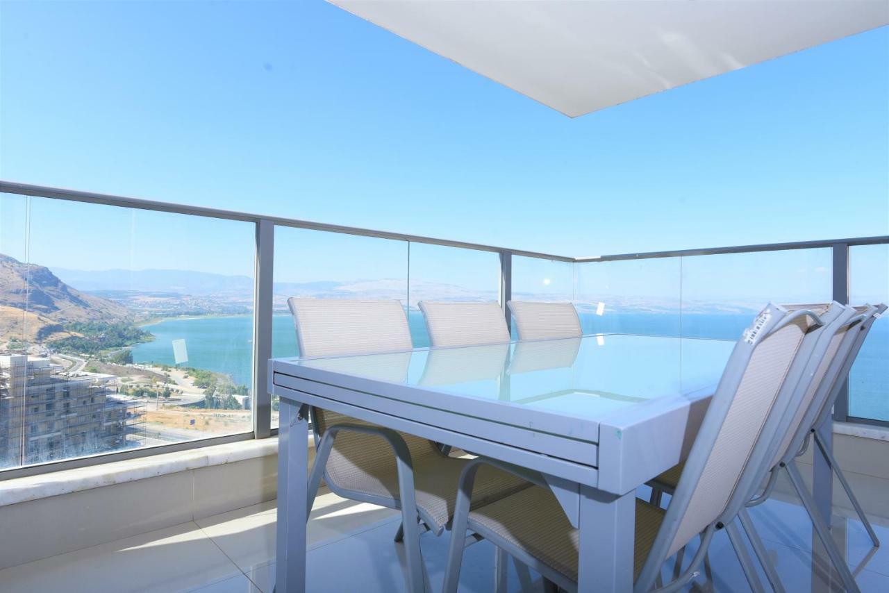 Aristone Luxury Apartment ティベリア エクステリア 写真