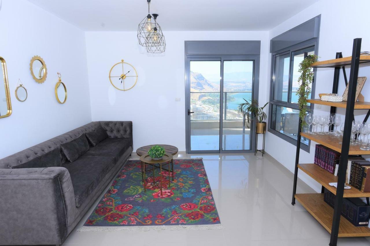 Aristone Luxury Apartment ティベリア エクステリア 写真