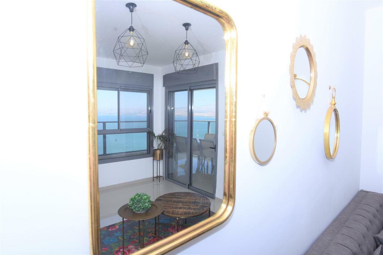 Aristone Luxury Apartment ティベリア エクステリア 写真