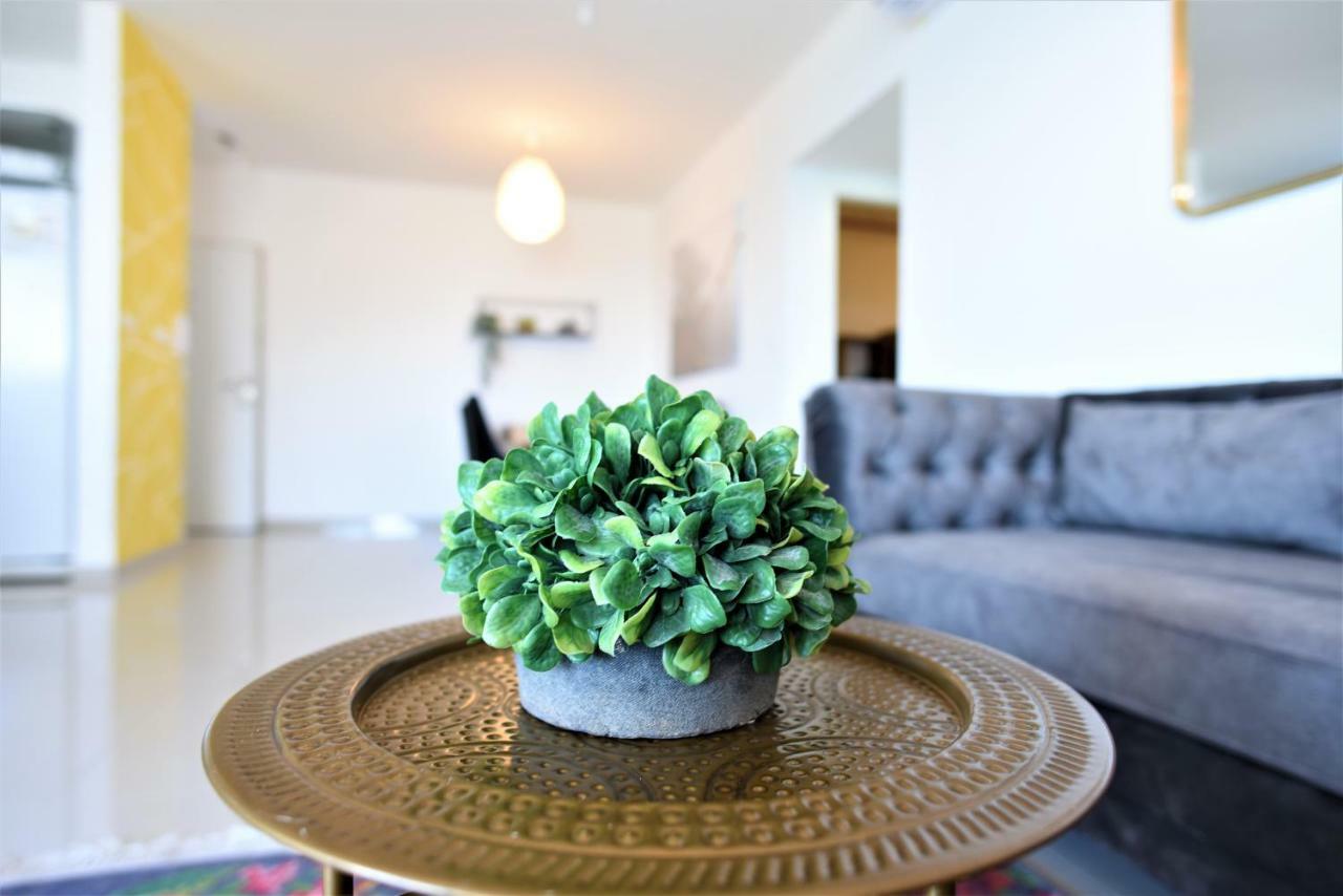 Aristone Luxury Apartment ティベリア エクステリア 写真